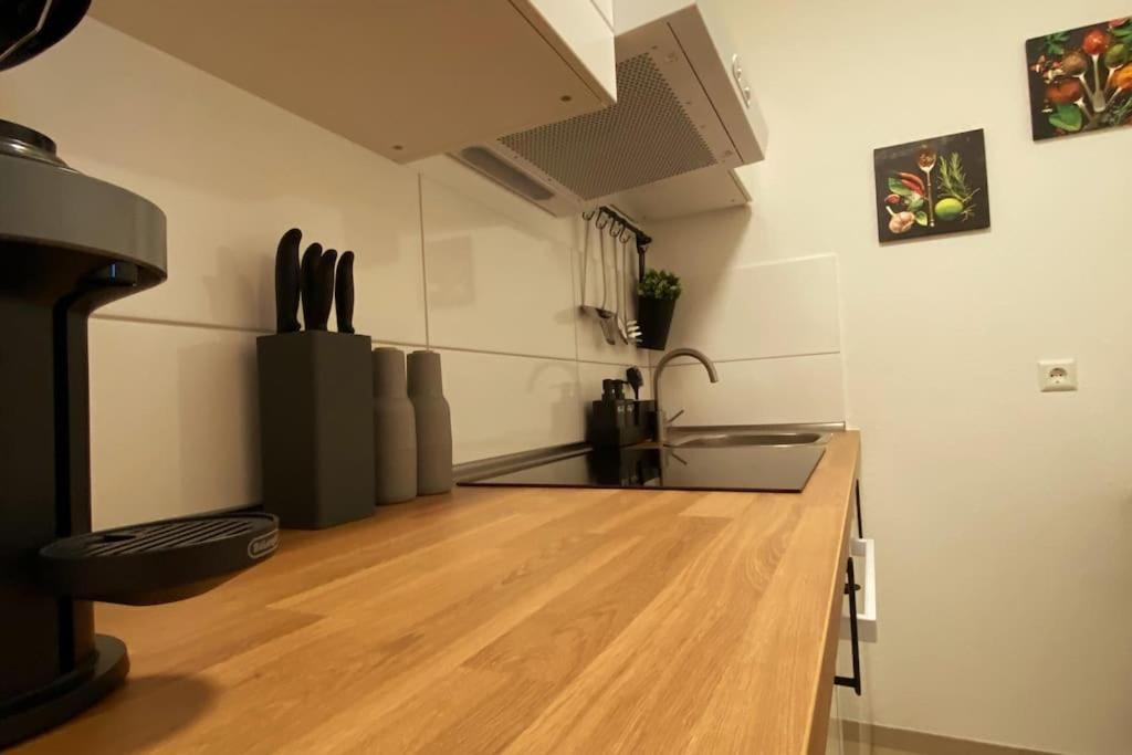 Design, Hochschule, Wildpark, Zentral, Waipu Tv, Netflix Apartment Pforzheim Exterior photo